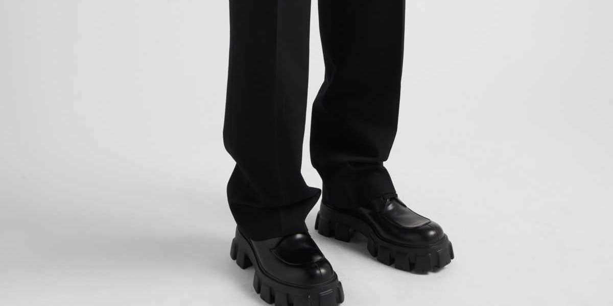 Prada Outlet best products in various categories