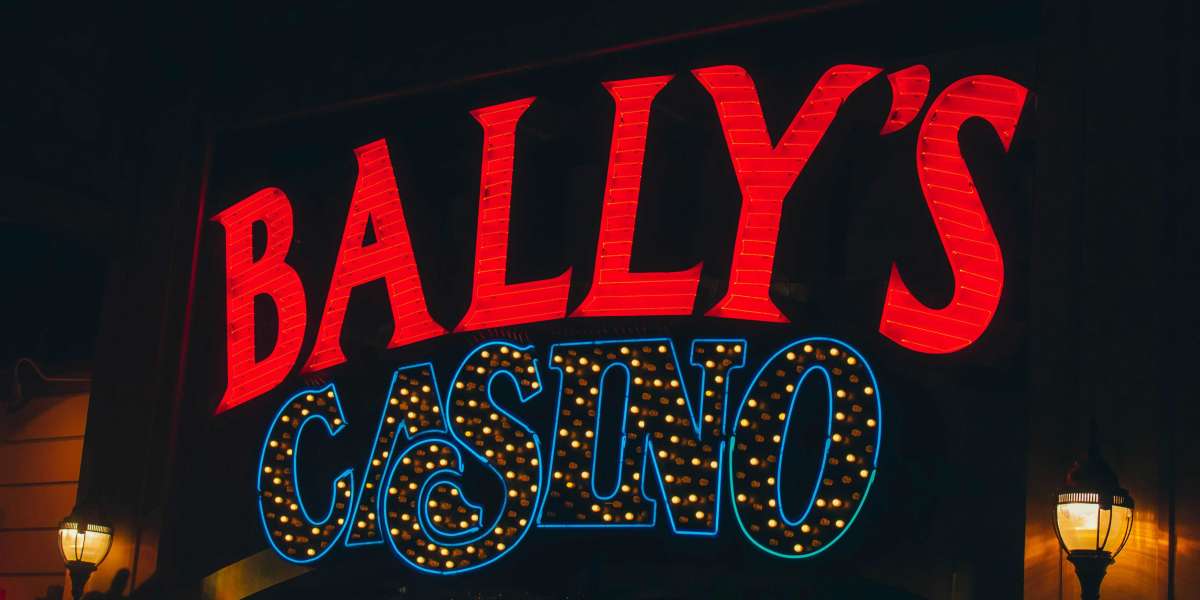 Sloturile cu temă inovatoare: Cele mai încântătoare lansări ale anului 2025 și cum influențează ele tendințele jocului